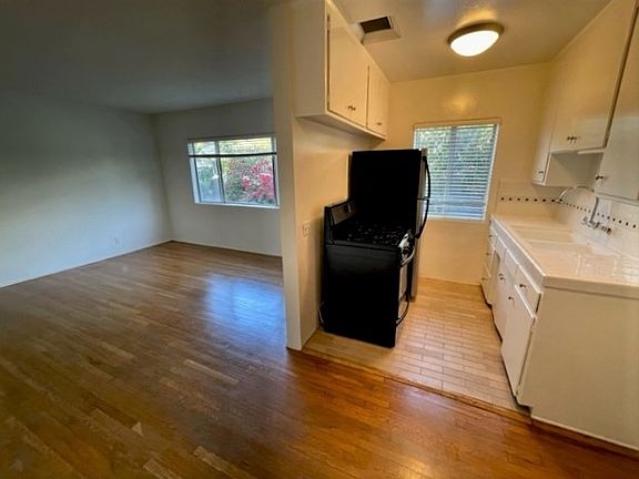 4th image of 2307 Ocean Ave APT 119