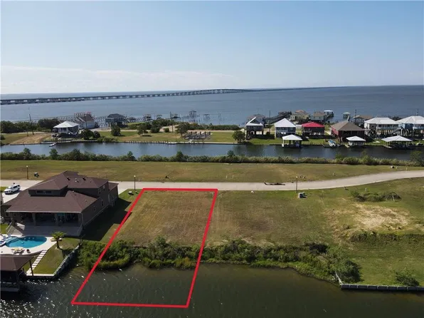 1409 Clipper Island Rd, Slidell, LA 70458