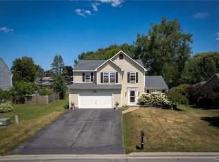 8272 Wheatberry Way, Clay, NY 13041