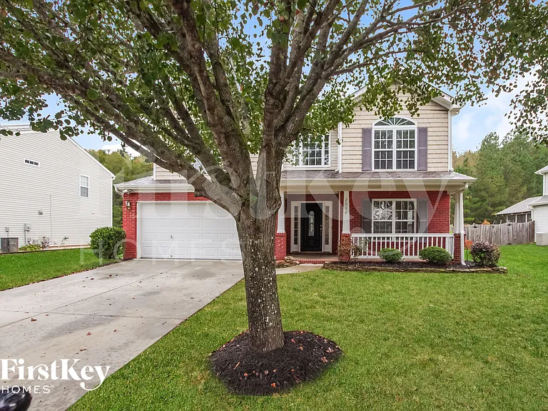 2038 Twilight Ln — Photo 1