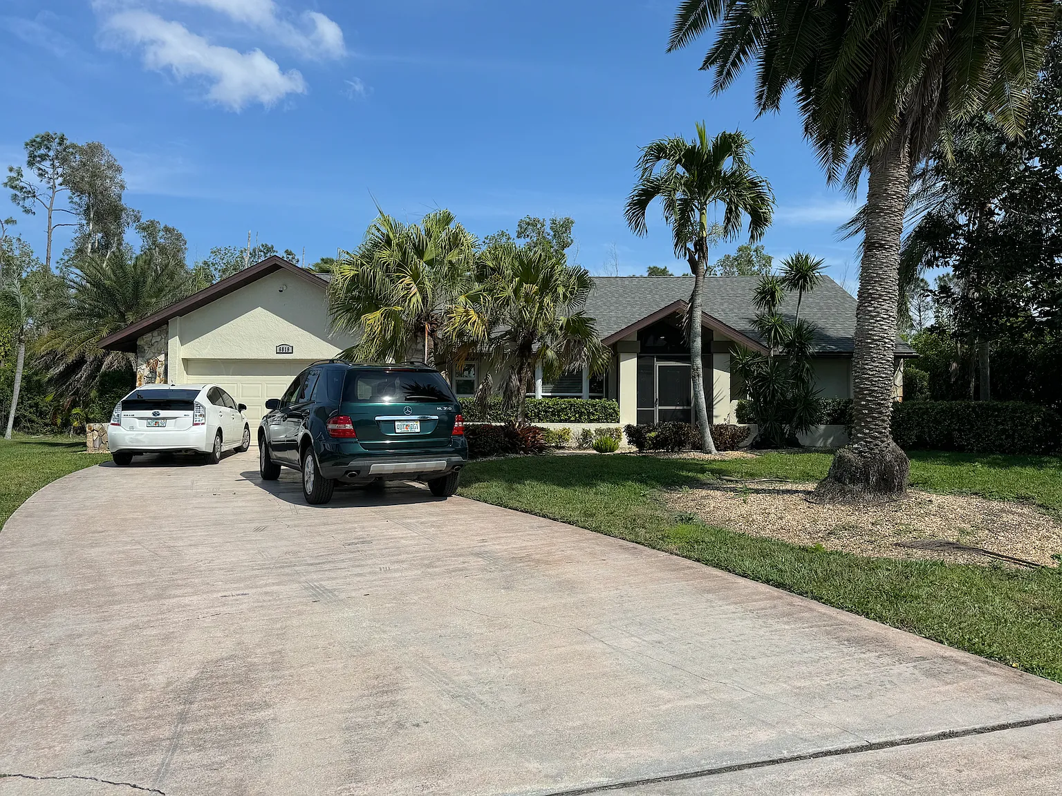 3 bed, 1858 sqft, $3,200 — Photo 1