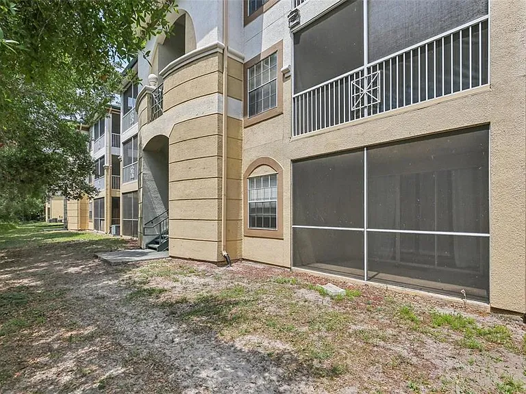 17104 Carrington Park Dr #514 — Photo 24