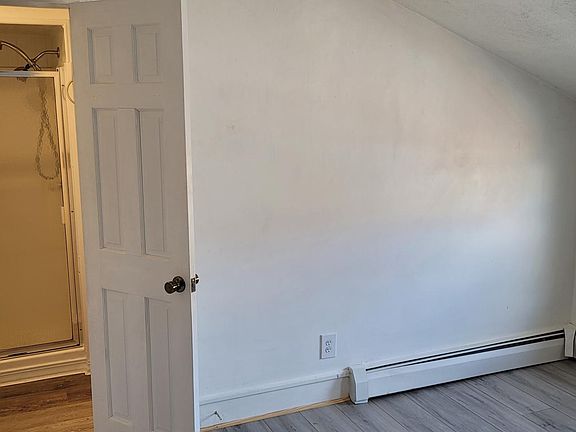3rd image of 374 Woonasquatucket Ave #3