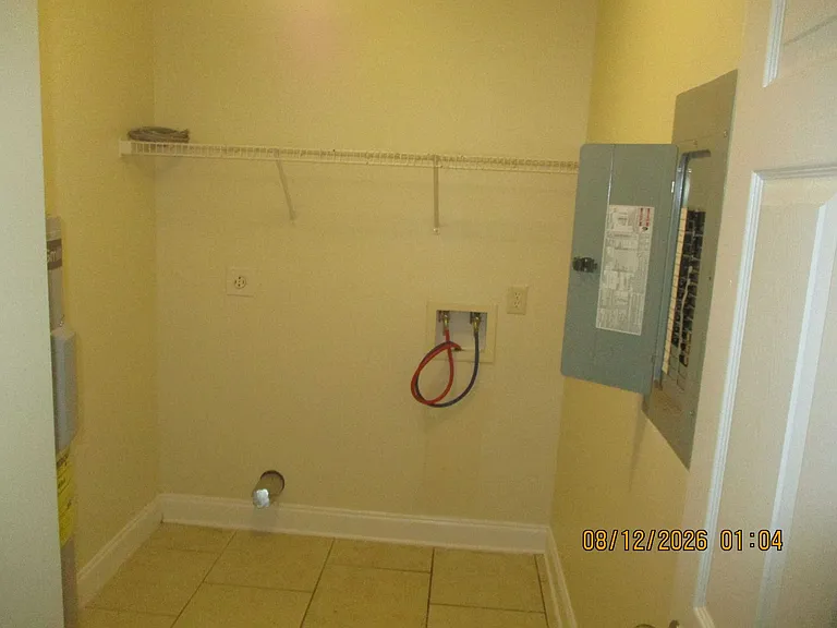 113 Laurelwood Ct — Photo 6