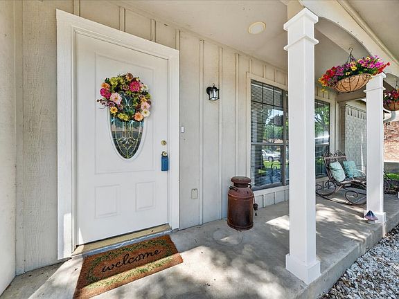 2nd image of 4317 Winchester Ct