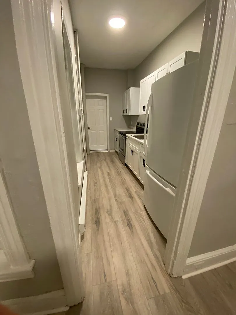 Newly Updated 3 Bedroom Home — Photo 3
