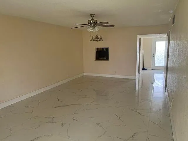 2 bed, 2.0 bath, 1179 sqft, $1,950 — Photo 4