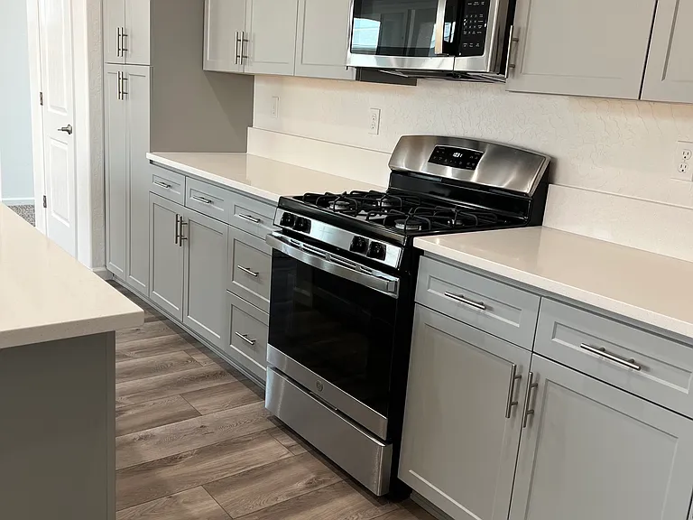 948 W Prescott Ave — Photo 23