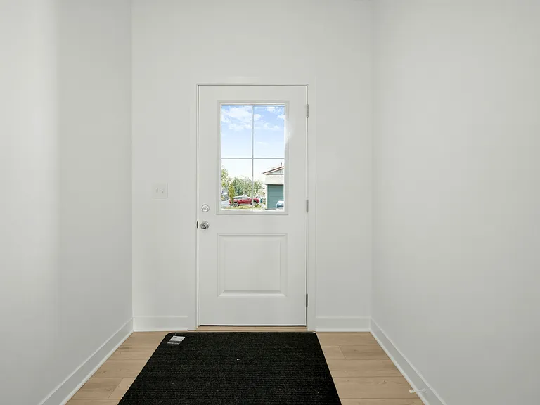 4323 Malvern Way — Photo 25