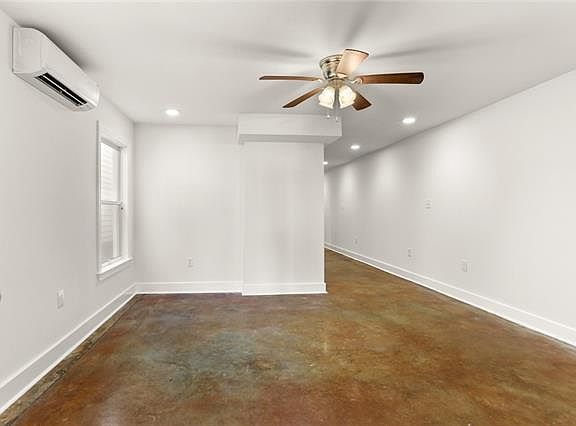 4th image of 2714 Dryades St #A