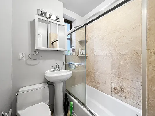 Rented by Skyward | media 16