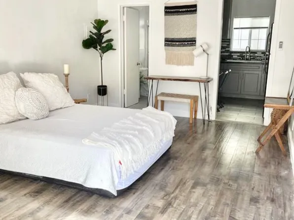 1751 Winona Blvd, Los Angeles, CA