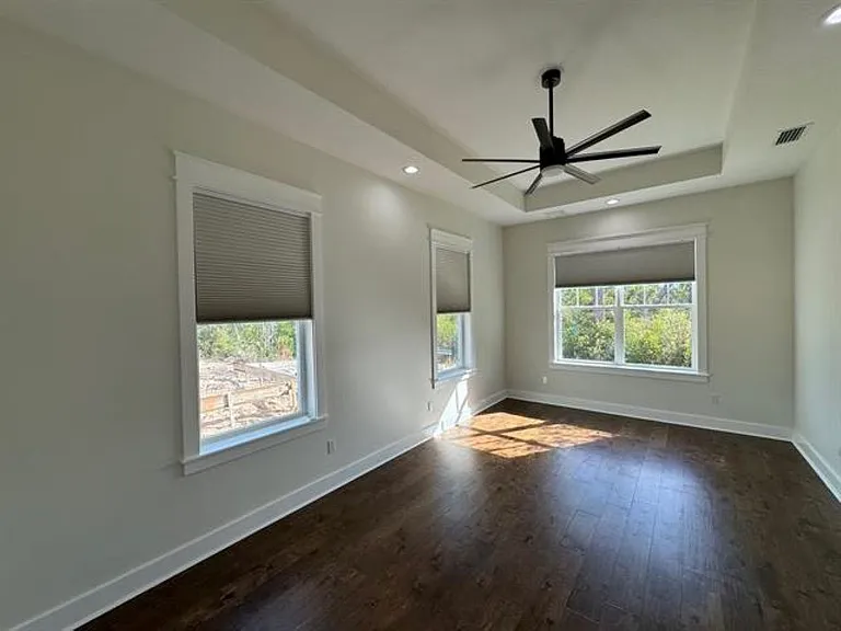 3541 Sanctuary Dr — Photo 11