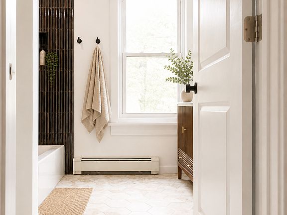 5th image of 88 Henry St #1