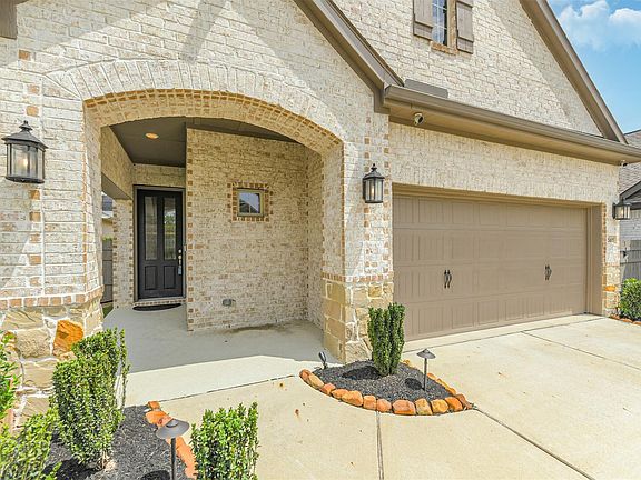 3rd image of 15611 Rising Wren Ct