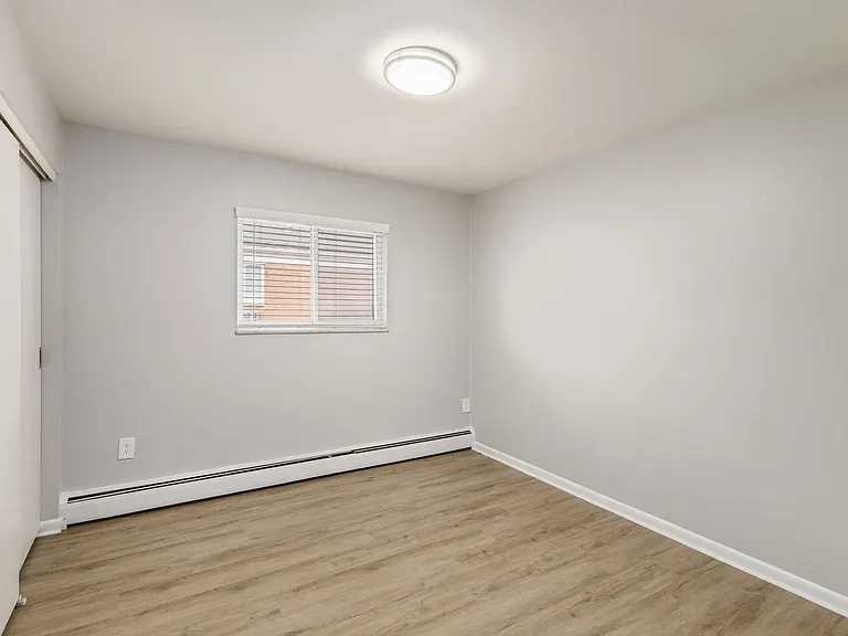 639 Riverview Dr #8 — Photo 11