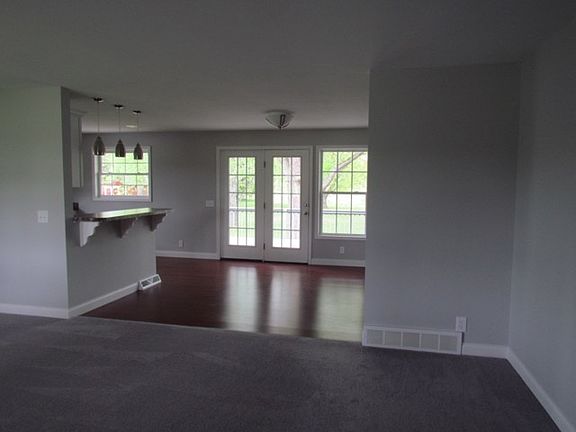 5th image of 3524 N Park Ave
