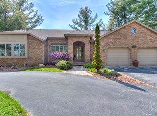 4045 Forest Point Dr, Muskegon, MI