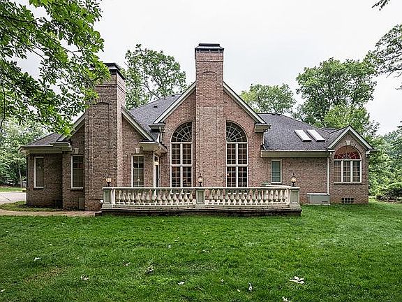 5th image of 5210 Overbrook Dr