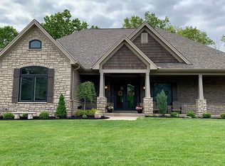 7518 Stillwater Dr, Maineville, OH 45039