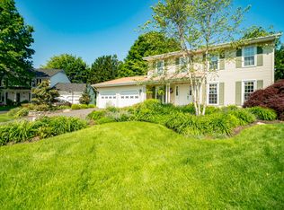 12546 Browns Ferry Rd, Herndon, VA 20170