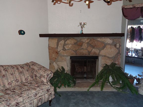 4th image of 8806 E Avenue T