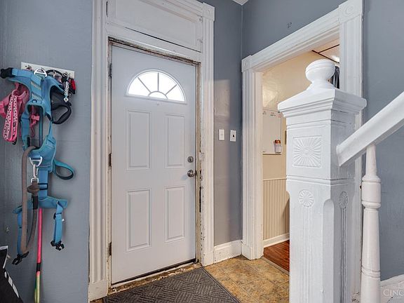 4th image of 663 Steiner St