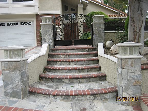 4th image of 2989 E Hillside Dr