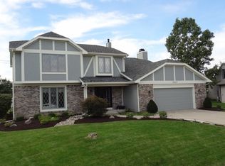 9627 W Cove Ct, Fort Wayne, IN 46804