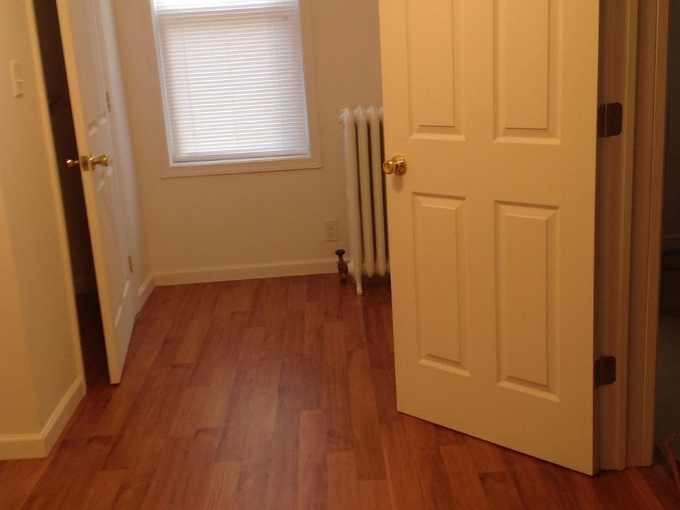2nd image of 426 50th St #1