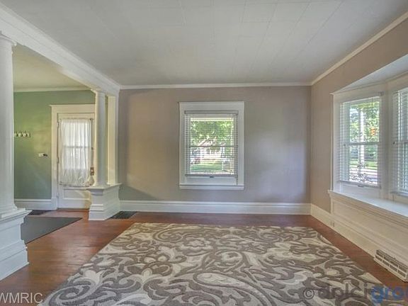 5th image of 614 N Park St NE