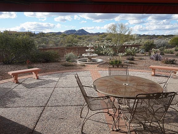 3rd image of 790 E Desert Glen Dr