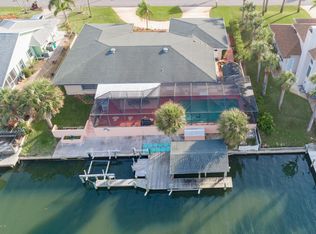 384 Beverly Ct, Melbourne Beach, FL 32951