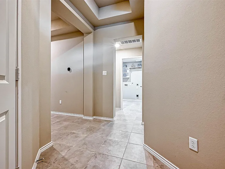 2639 Prairie Star Ln — Photo 6