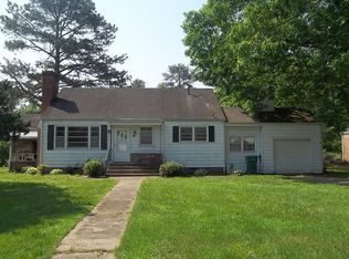 335 E Main St, Waverly, VA 23890