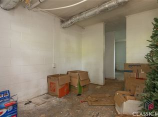 195 Royal Ct, Athens, GA 30601