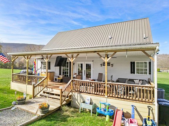 3rd image of 247 Penvir Rd