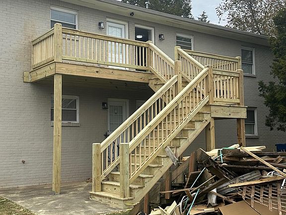 2nd image of 1724 Highland Way #1-4