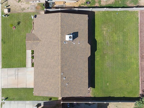 4th image of 7186 E 26th St