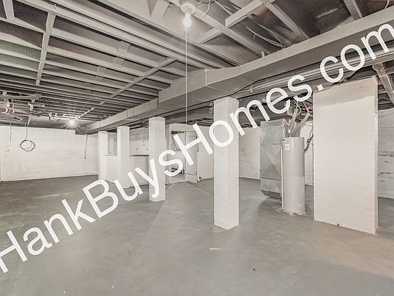 2nd image of 115 Kansas St