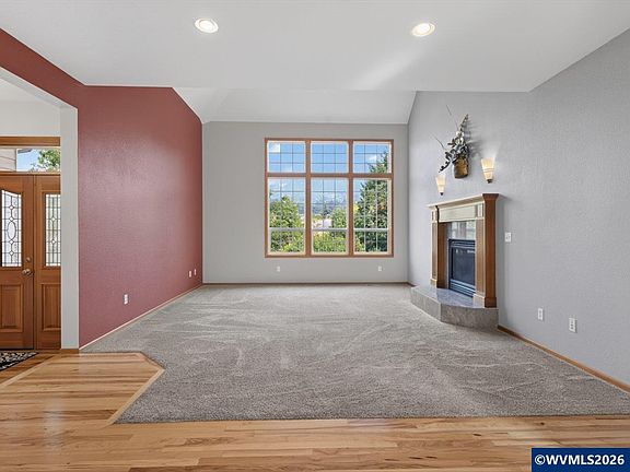 3rd image of 3537 NW Glenridge Dr