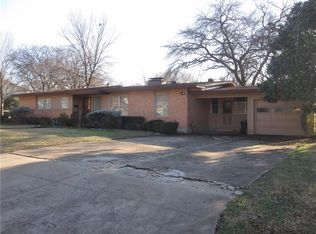 705 Turner Blvd, Grand Prairie, TX 75050
