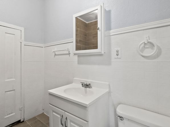 505 W Morgan St APT 102, Denison, TX 75020