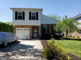 8607 Dicks Pl, Philadelphia, PA 19153