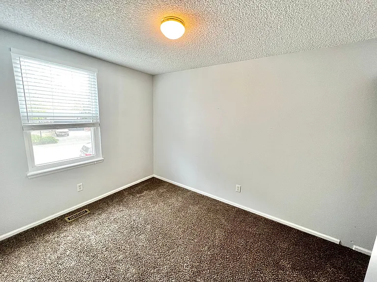 2336 Arctic Fox Dr — Photo 18