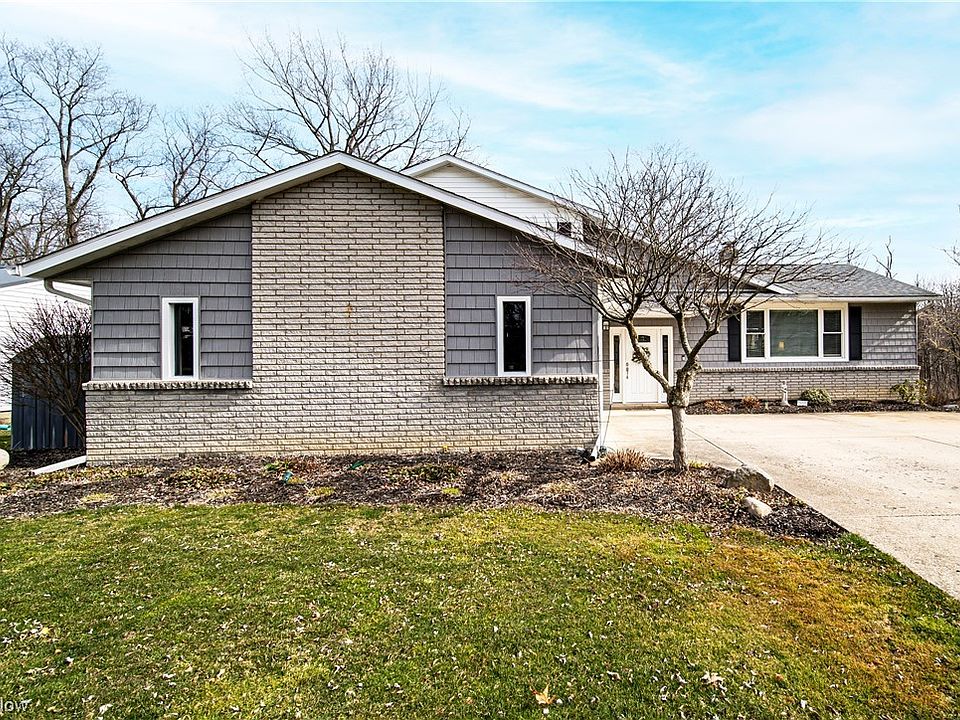 1st image of 10 Cortland Cir