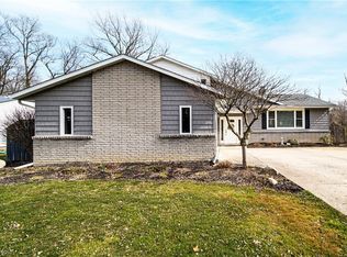 10 Cortland Cir, Geneva, OH 44041