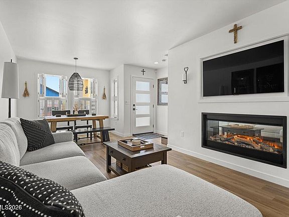 4th image of 3869 Bonnie Pl