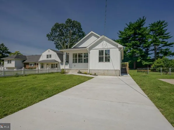 127 Newton Ave, Gibbstown, NJ 08027