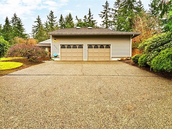 2nd image of 2106 143rd Pl SE